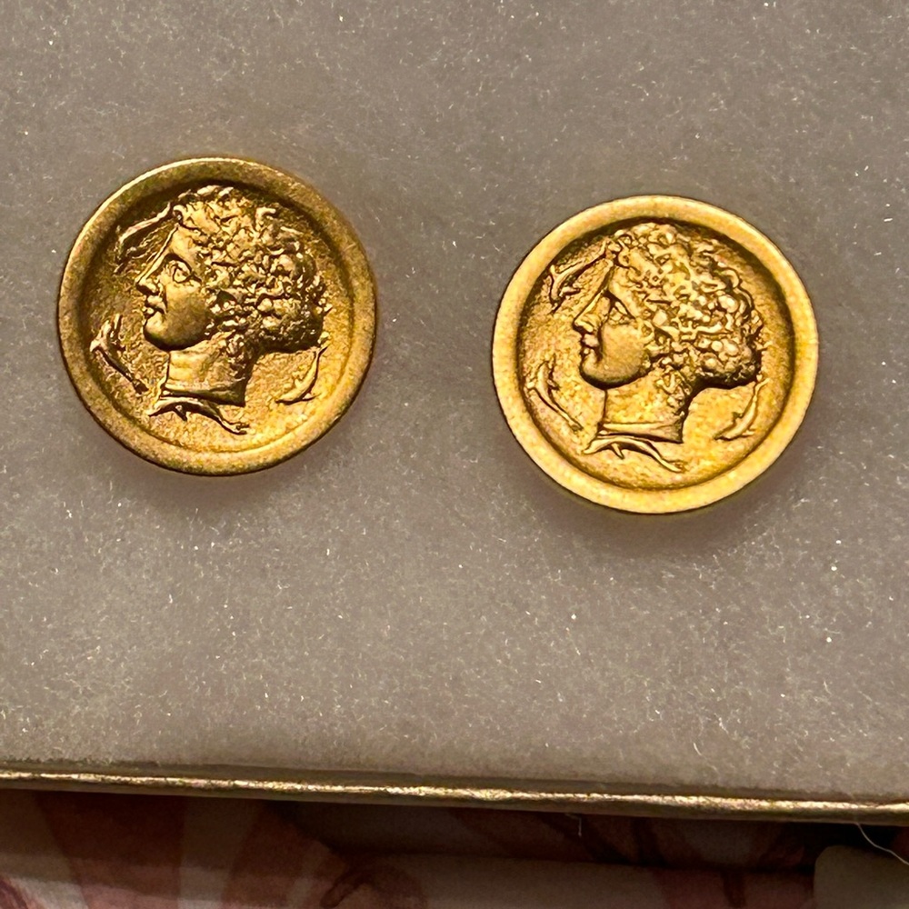 Metropolitan Museum of Art NY earrings